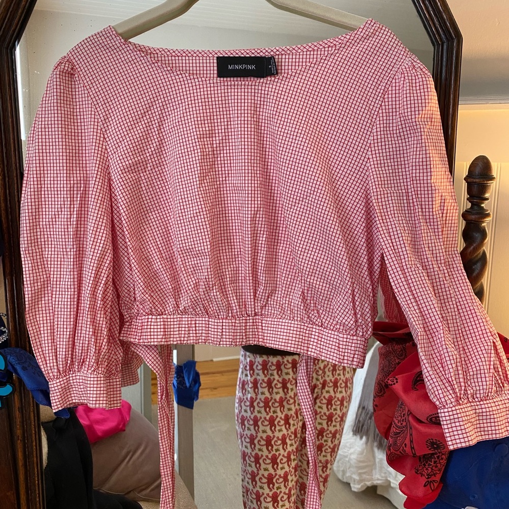 Mink Pink cropped blouse